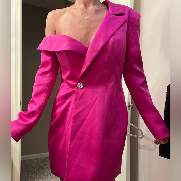 Worn once, beautiful color. Fast shipping. - Picture 6 of 6